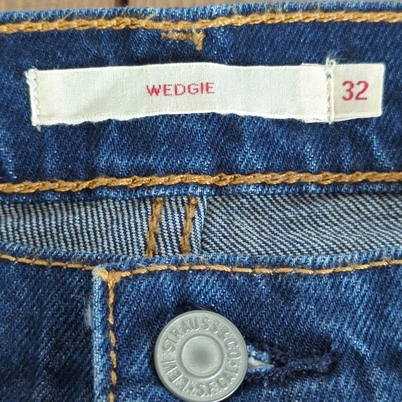 Levi's Women's High Rise Wedgie Icon Ankle Jeans 32W - Picture 4 of 14